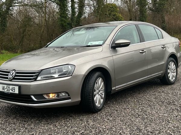 Volkswagen Passat Saloon, Diesel, 2014, Brown