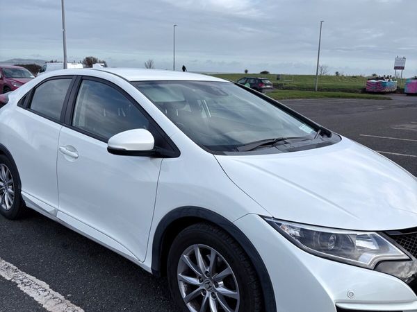 Honda Civic Hatchback, Diesel, 2015, White