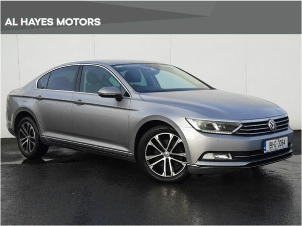 Volkswagen Passat Saloon, Diesel, 2019, Grey