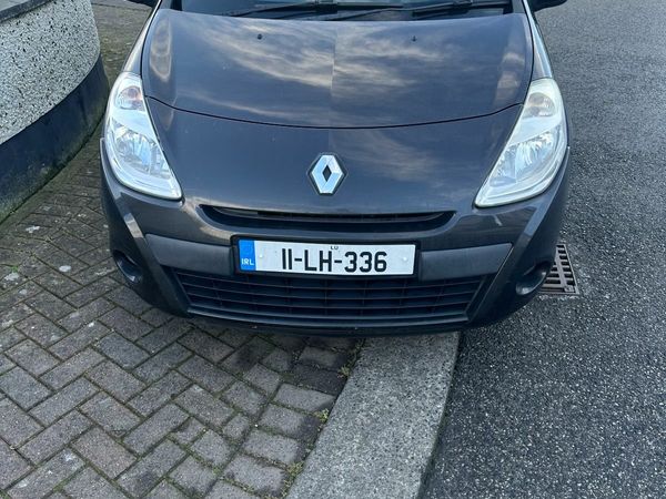 Renault Clio Hatchback, Petrol, 2011, Black