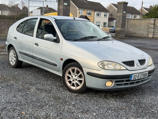 Renault Megane Hatchback, Petrol, 2002, Silver