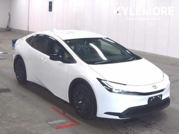 Toyota Prius Hatchback, Petrol Hybrid, 2024, White