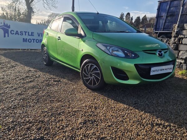 Mazda Demio MPV, Petrol, 2012, Green