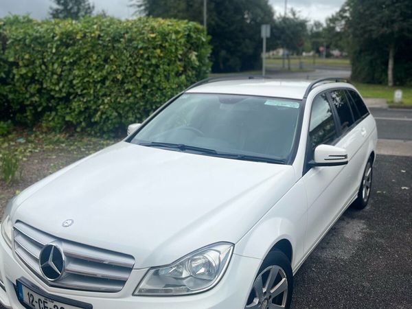 Mercedes-Benz C-Class Estate, Diesel, 2012, White