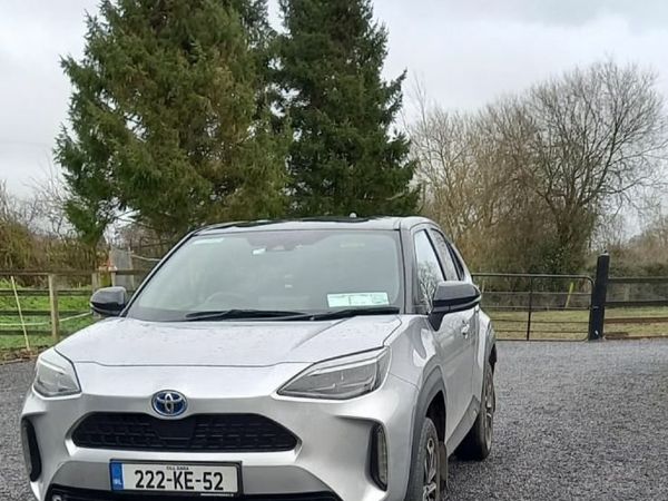 Toyota Yaris Cross Hatchback, Petrol Hybrid, 2022, Grey