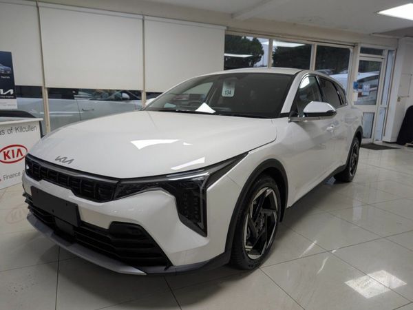 Kia K4 Hatchback, Petrol, 2026, White