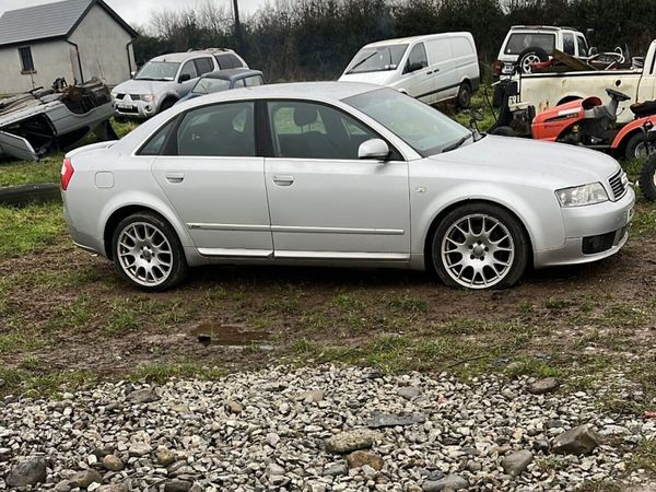 Audi A4 Saloon, Petrol, 2005, Silver