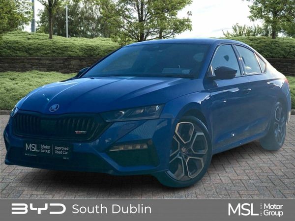 Skoda Octavia Saloon, Diesel, 2023, Blue