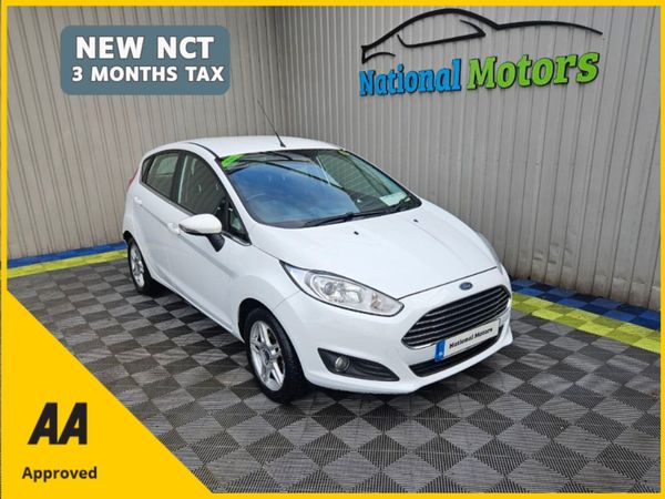 Ford Fiesta Hatchback, Petrol, 2013, White