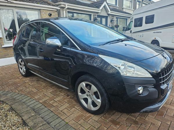 Peugeot 3008 MPV, Diesel, 2010, Black