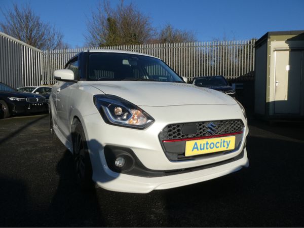 Suzuki Swift Hatchback, Petrol, 2018, White