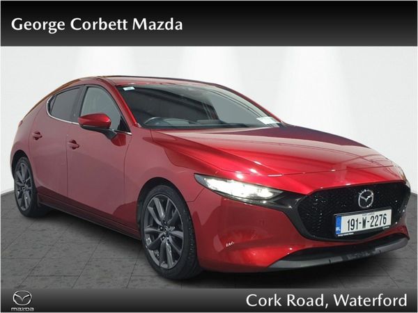 Mazda Mazda3 Hatchback, Petrol, 2019, Red