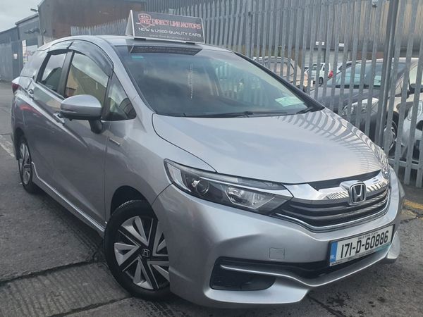 Honda Shuttle Estate, Petrol Hybrid, 2017, Silver