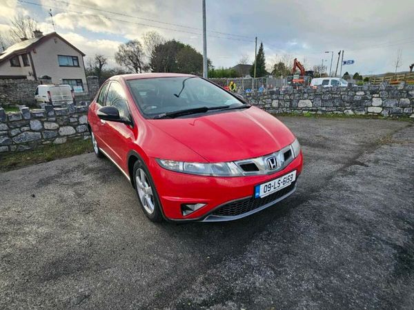 Honda Civic Hatchback, Diesel, 2009, Red