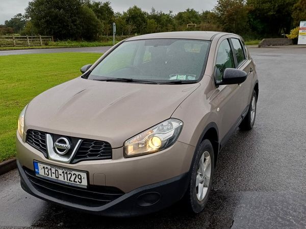 Nissan Qashqai MPV, Diesel, 2013, Brown