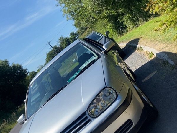 Volkswagen Golf Hatchback, Diesel, 2001, Silver