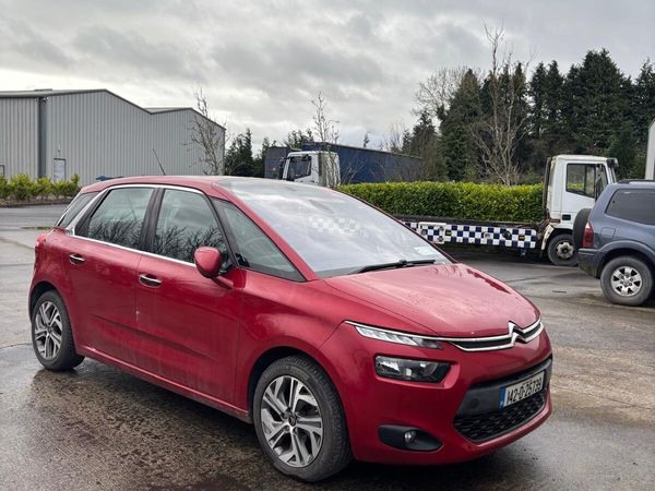 Citroen C4 Picasso MPV, Diesel, 2014, Red