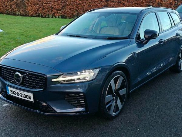 Volvo V60 Estate, Petrol Plug-in Hybrid, 2023, Blue
