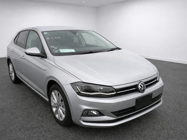 Volkswagen Polo Hatchback, Petrol, 2018, Silver