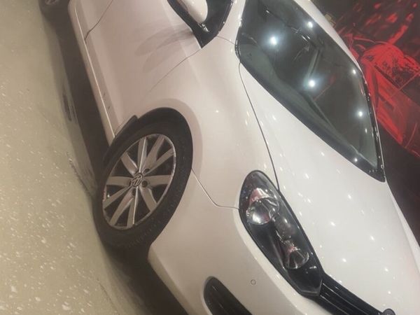 Volkswagen Golf Hatchback, Diesel, 2010, White