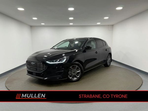 Ford Focus Hatchback, Diesel, 2022, Black