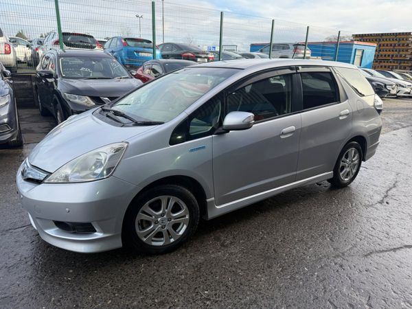 Honda Fit Hatchback, Petrol Hybrid, 2012, Silver