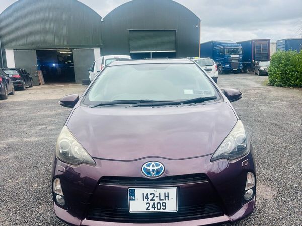 Toyota Aqua Hatchback, Petrol Hybrid, 2014, Brown