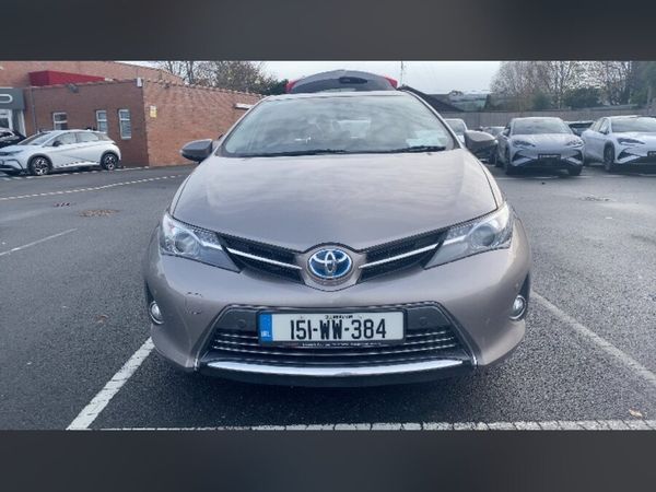 Toyota Auris MPV, Petrol Hybrid, 2015, Bronze