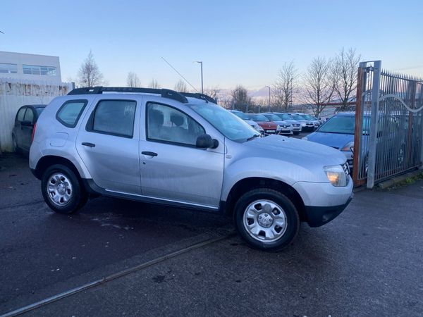 Dacia Duster SUV, Diesel, 2015, Silver