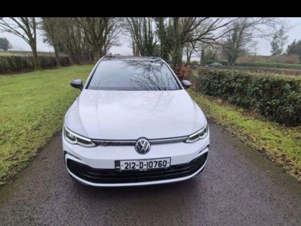 Volkswagen Golf Estate, Petrol, 2021, White