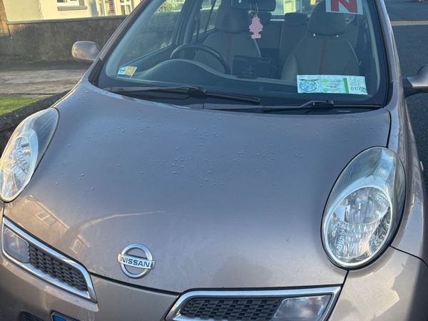 Nissan Micra Hatchback, Petrol, 2011, Gold
