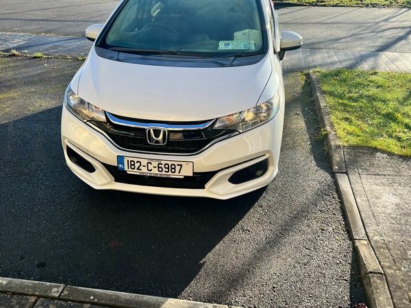 Honda Fit Hatchback, Petrol Hybrid, 2018, White