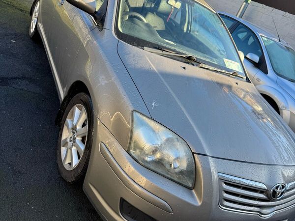 Toyota Avensis Saloon, Petrol, 2007, Bronze