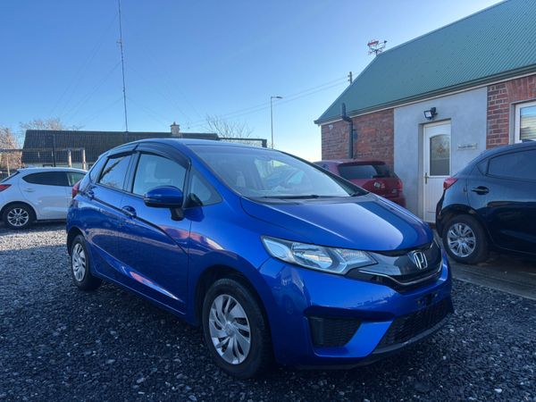 Honda Fit Hatchback, Petrol, 2014, Blue