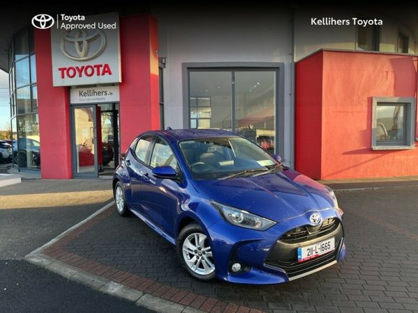 Toyota Yaris Hatchback, Petrol, 2021, Blue