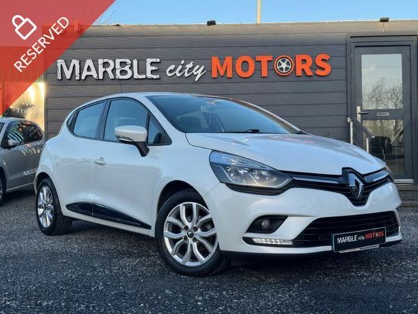Renault Clio Hatchback, Petrol, 2019, White