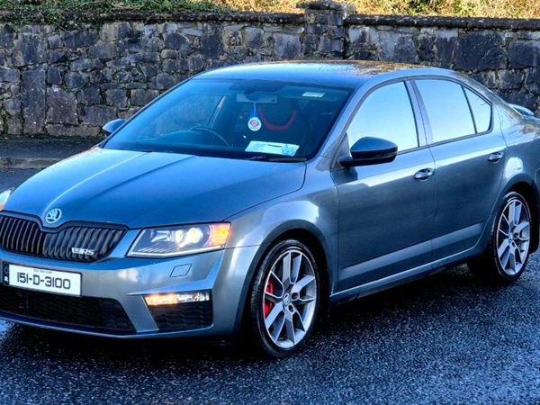 Skoda Octavia Saloon, Diesel, 2015, Grey