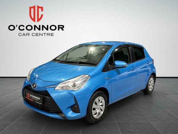 Toyota Yaris Hatchback, Petrol Hybrid, 2019, Blue