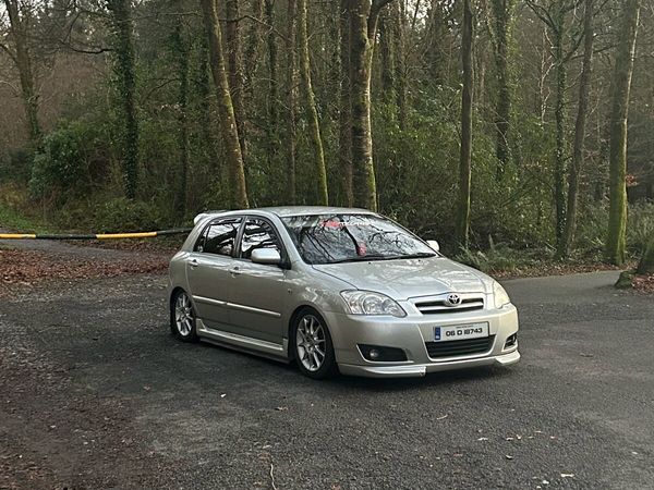 Toyota Corolla Hatchback, Petrol, 2006, Silver