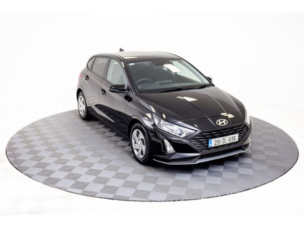Hyundai i20 Hatchback, Petrol, 2025, Black
