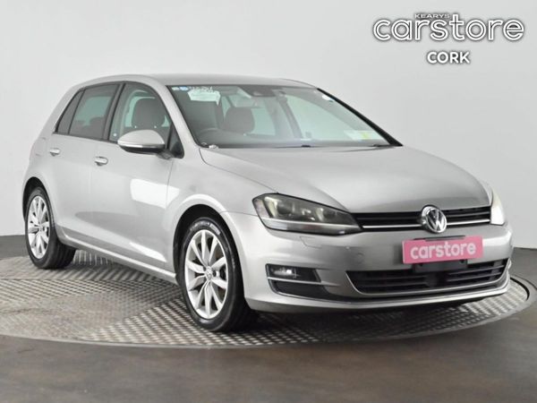 Volkswagen Golf Hatchback, Petrol, 2016, Silver