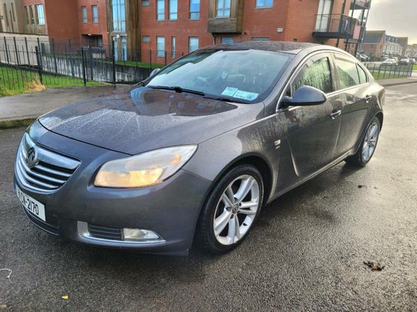 Vauxhall Insignia Hatchback, Diesel, 2011, Grey