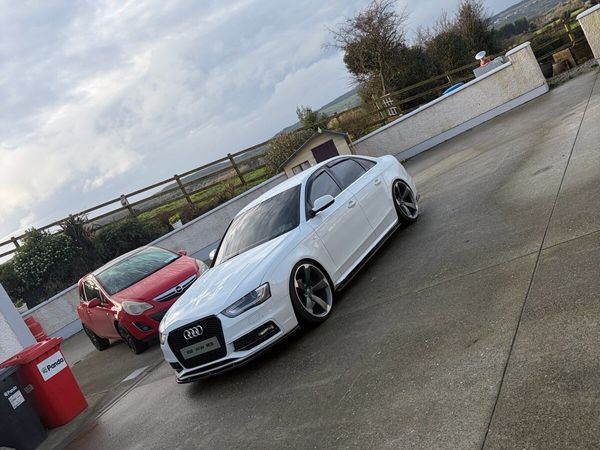 Audi A4 Saloon, Diesel, 2015, White