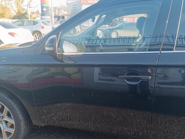 Mitsubishi Outlander SUV, Petrol Plug-in Hybrid, 2014, Black