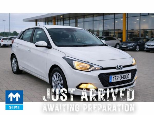 Hyundai i20 Hatchback, Petrol, 2017, White