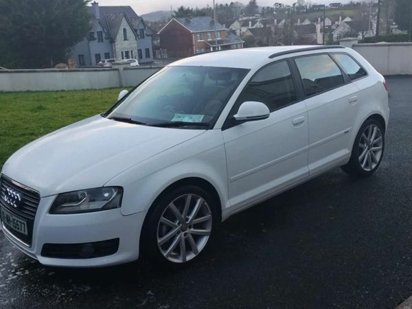 Audi A3 Hatchback, Diesel, 2010, White