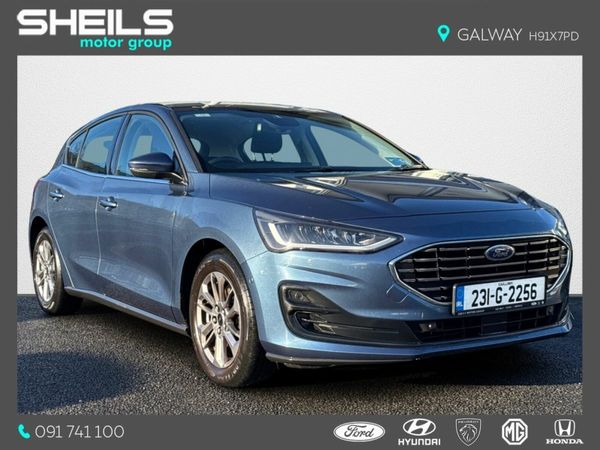 Ford Focus Hatchback, Petrol, 2023, Blue