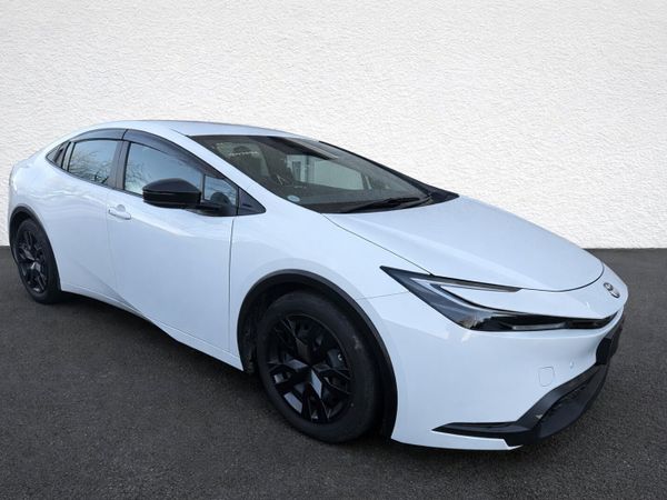 Toyota Prius Hatchback, Petrol Hybrid, 2024, White