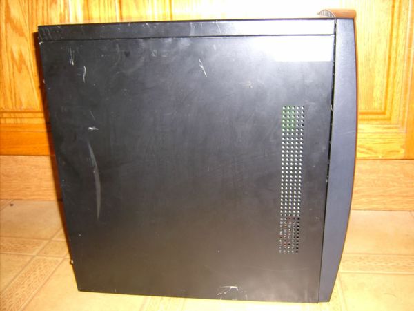 empty computer box for sale in Co. Louth for €20 on DoneDeal