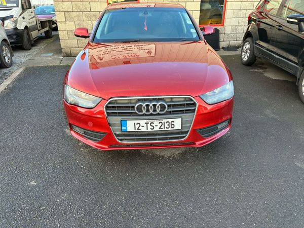 Audi A4 Saloon, Diesel, 2012, Red